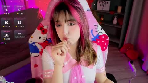 Soffi online show from February 24, 3:54 pm