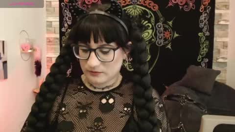 tokio Noir online show from April 17, 2:24 am