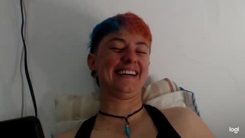 Snapshot of tomboyblue chatting on January 7, 5:42 pm Blue online show from January 7, 5:42 pm