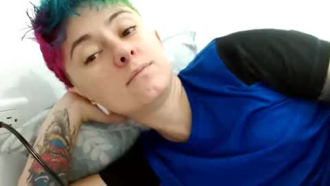 Blue online show from October 31, 5:17 pm