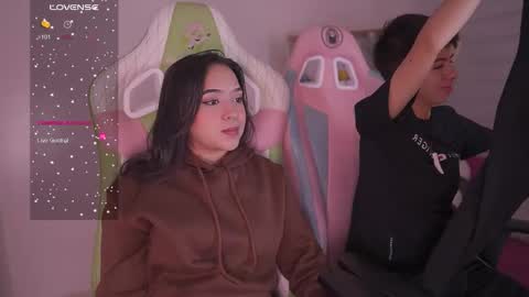 Blue  online show from November 15, 5:58 pm