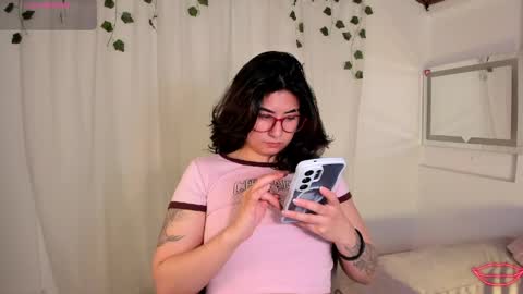 tori_just online show from April 21, 2:35 pm