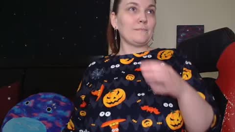 Lilly Miss Mistress Goddess Maam Queen Boss online show from October 16, 8:50 am