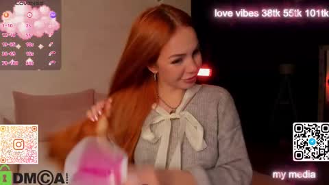 Snapshot of tracy_tay1or chatting on October 14, 12:35 am Tracy GMT2 Mon 3 AM - 4 PM Tue 3 AM - 4 PM Wed 3 AM - 4 PM Thur 3 AM - 4 PM Fri 3 AM - 4 PM online show from October 14, 12:35 am