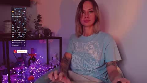 Hey my name is Kiri Kiri online show from December 1, 10:56 pm