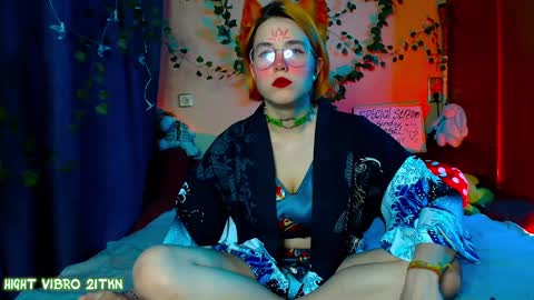 trickykitsune online show from February 21, 3:10 pm