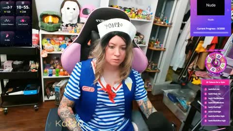 Snapshot of trinitykatze chatting on October 2, 8:03 pm Trin Kat pet online show from October 2, 8:03 pm