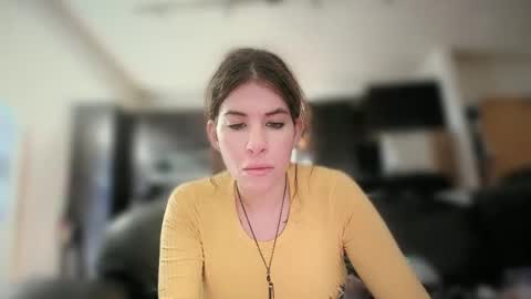 MadisonMontgomery online show from January 6, 8:18 pm