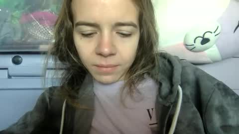 trippybb222 online show from November 18, 4:30 pm