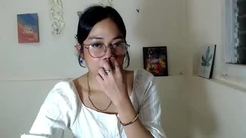 trixie_foxslut online show from November 9, 10:00 am