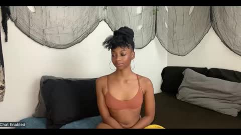 trixie_luv online show from September 18, 6:17 pm