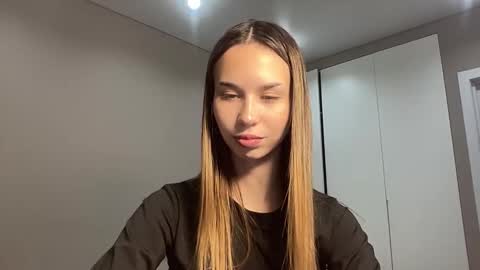 tryme_muse online show from January 16, 5:20 pm