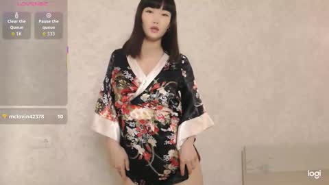 Snapshot of tumilio chatting on October 15, 2:52 pm TumiLio online show from October 15, 2:52 pm