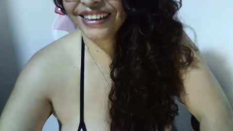 Snapshot of tuzusy chatting on October 23, 7:03 am tuzusy online show from October 23, 7:03 am