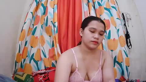 Lyn and lea online show from March 5, 11:38 pm