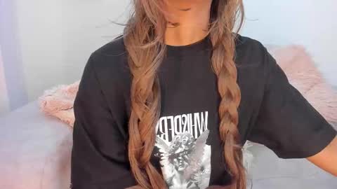 tylla__ online show from March 1, 5:29 am