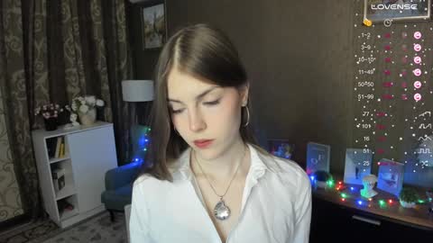 Snapshot of udeledelmoref chatting on January 10, 9:53 pm Liky online show from January 10, 9:53 pm