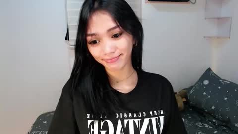 Snapshot of ughliah chatting on September 29, 3:28 pm urbbgirl alliah online show from September 29, 3:28 pm