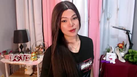 rechelle online show from December 19, 7:40 pm