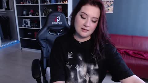 Julia online show from October 17, 5:43 am