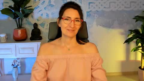 UnaTera online show from October 21, 9:24 am