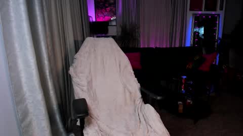 Carla online show from October 13, 8:33 pm