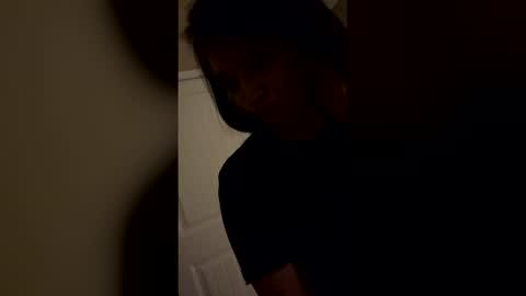 unleashedmonalisa online show from April 29, 11:02 am