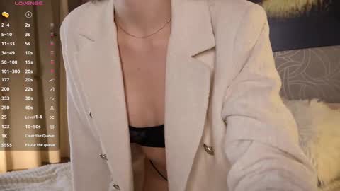 Snapshot of unnabella chatting on March 1, 8:31 pm UnnaBella online show from March 1, 8:31 pm