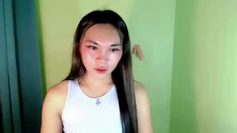 QUEENSY online show from February 26, 9:01 am