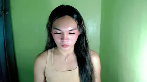 QUEENSY online show from March 12, 4:19 am