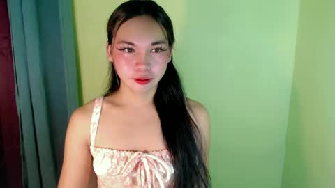 QUEENSY online show from February 19, 4:44 pm