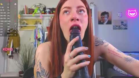 Olivia Kaufman online show from February 20, 3:24 pm