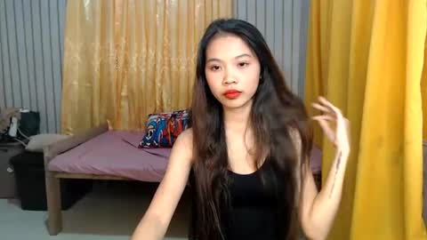 ur_sweetalthea online show from August 9, 1:15 pm