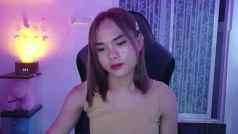 Snapshot of urasian_crisa chatting on October 7, 4:17 am urasian_crisa online show from October 7, 4:17 am