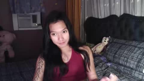 NEWRA  ALLISON online show from January 12, 5:23 am