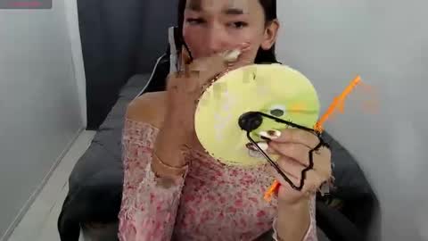 Snapshot of urasianpinaylizaxxx chatting on February 18, 6:26 am Its me Liza online show from February 18, 6:26 am