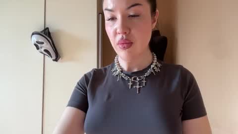 Margo online show from November 8, 8:19 am