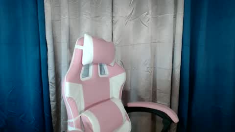 ayumi reacher online show from January 12, 4:52 am