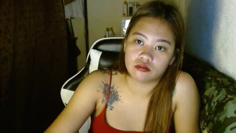 Snapshot of urfynestasian chatting on December 11, 5:10 am urfynestasian online show from December 11, 5:10 am