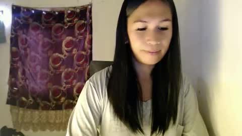 Snapshot of urgirlnabyx chatting on October 9, 12:15 am Call me naby online show from October 9, 12:15 am