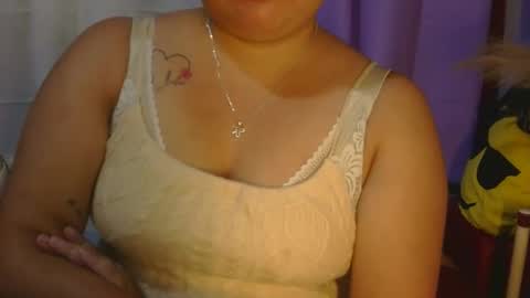 urlvlybby online show from April 13, 11:33 am