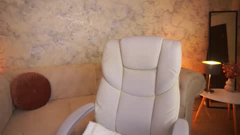 MusaPleasure online show from November 16, 8:49 am