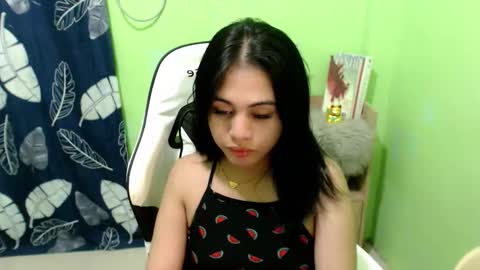 urmystical_sofie online show from November 15, 2:18 pm