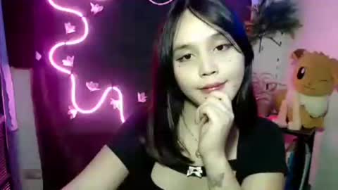 Pia online show from November 25, 2:58 am