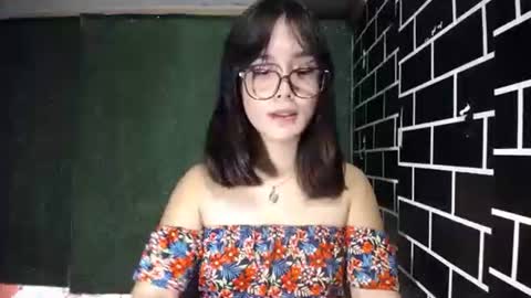 Snapshot of urpinay_pia chatting on September 30, 3:12 am Pia online show from September 30, 3:12 am