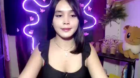 Pia online show from November 26, 3:07 am