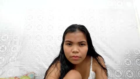 urpinaygirl69 online show from May 25, 5:06 am