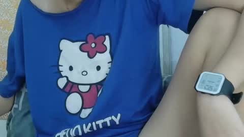 Snapshot of ursexy_pinay_skinny chatting on September 18, 5:17 am im jenny online show from September 18, 5:17 am