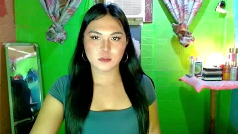 YOURGIRLCAMILLA online show from April 10, 10:27 pm