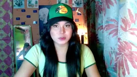 YOURGIRLCAMILLA online show from January 14, 5:29 pm